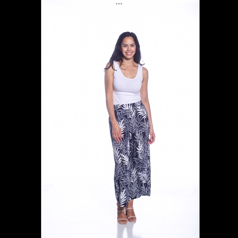 Cropped Wide Leg Pant